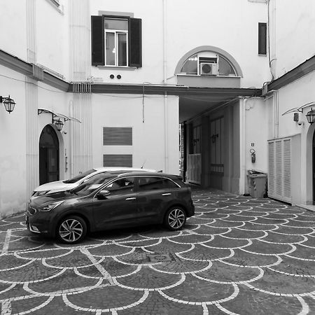 Le Corti Di Napoli Apartments Exterior foto