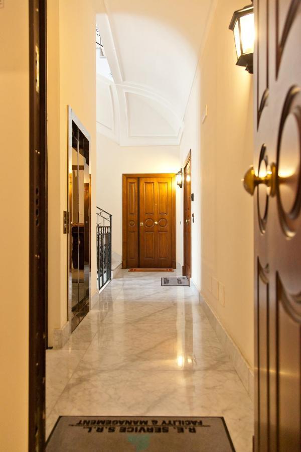 Le Corti Di Napoli Apartments Exterior foto